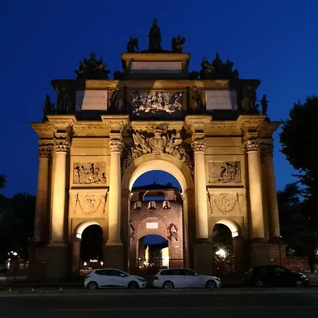 Liberta Charming Flat At The Center Gates